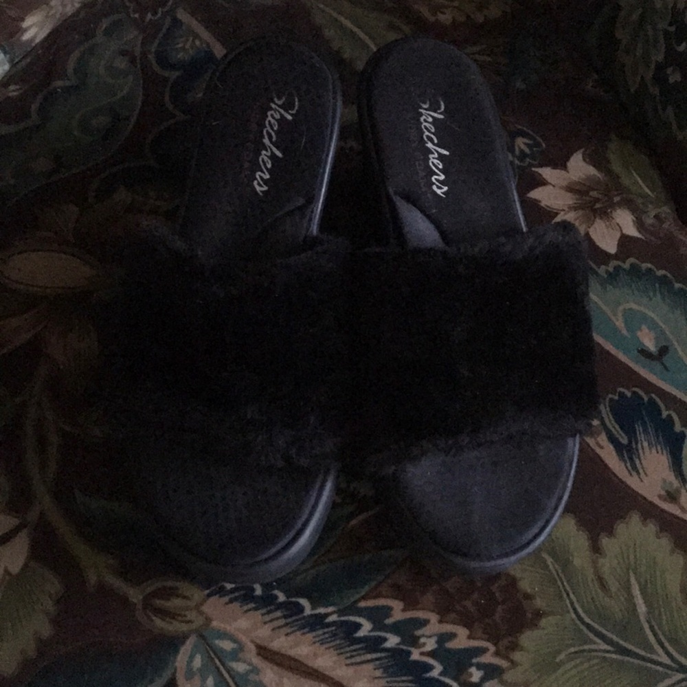 Skechers slipper slides rubber sole 7.5